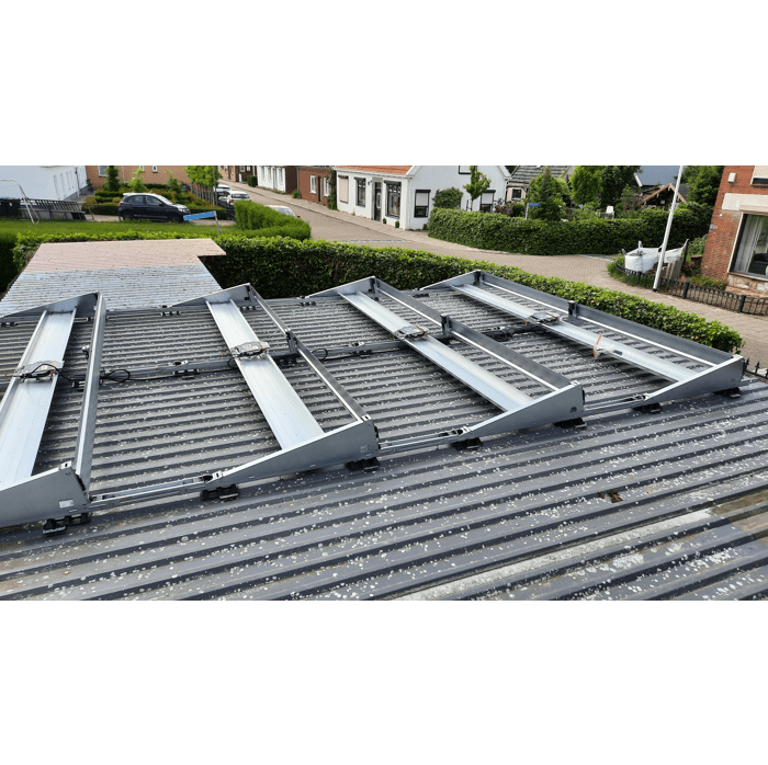 doe het zelf voorbeeld 8 zonnepanelen